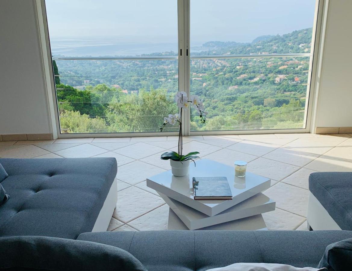 Maison Avec Vue Panoramique กาวาแลร์-ซูร์-แมร์ ภายนอก รูปภาพ